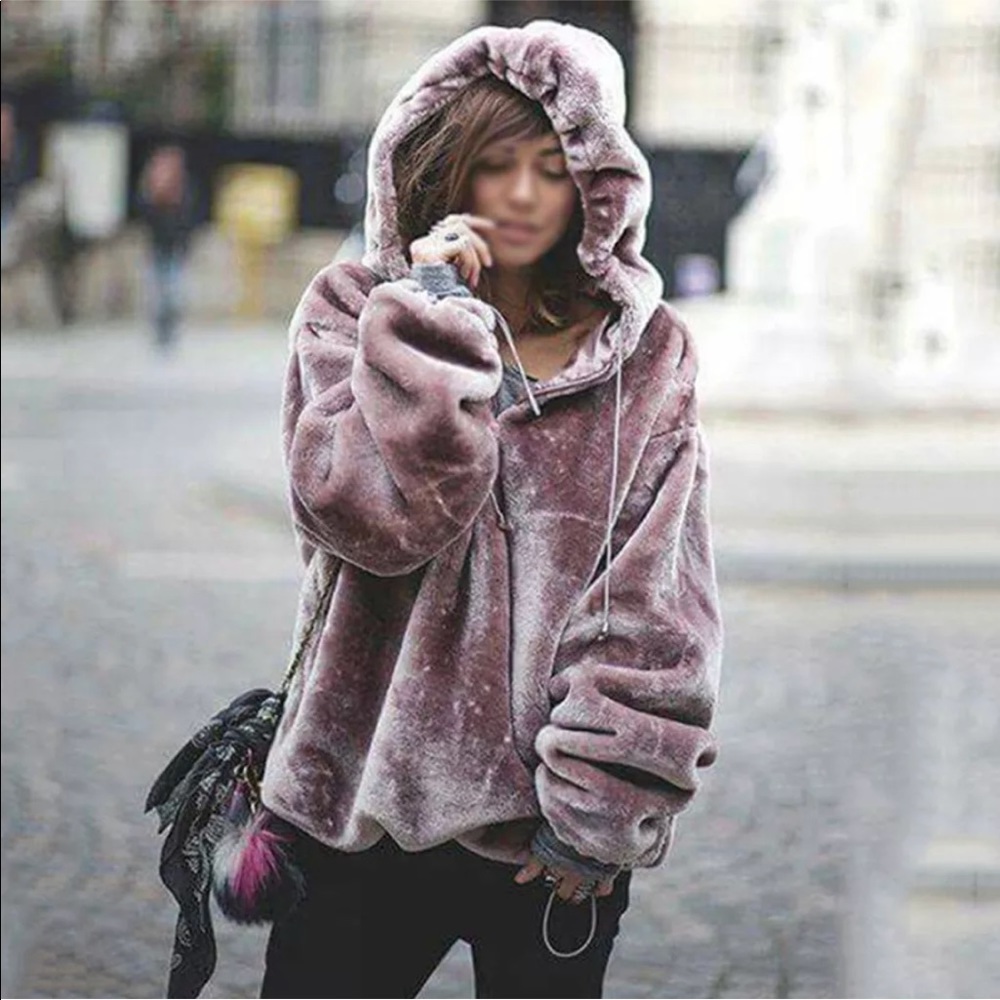 1 Left! Final Restock!🐻🌟Plush Teddy Bear Hoodie - Picture 4 of 5